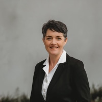 Lorraine Fox