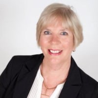 Suzanne Stokes
