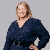 Toni Curline