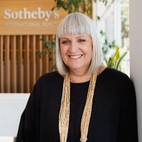 Lesley Grant