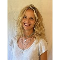 Holly Pratt