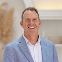 Garth Hunter
