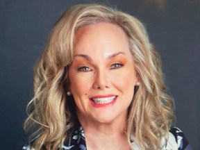 Lisa Stout