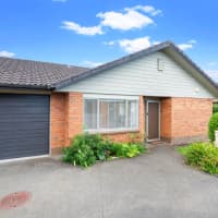 25/1 Piriti Drive, Te Atatu Peninsula, Auckland