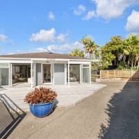 8A Tuscan Place, Half Moon Bay, Auckland