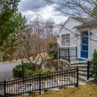 53 Mountain Rd, Georgetown, CT, 06897
