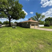 1221 West 2nd Street, Chanute, KS, 66720