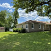 1221 West 2nd Street, Chanute, KS, 66720