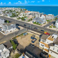 1 East 49th Street, North Beach Haven, NJ, 08008