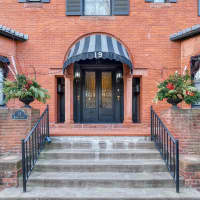 201/19 Summit Court, St. Paul, MN, 55102