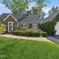 211 West Hillside Avenue, Barrington, IL, 60010