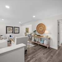 957 Whittington Dr, Geneva, IL, 60134