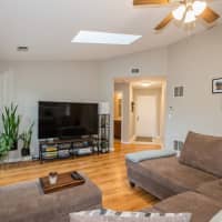 2/353 Pembroke Court, Schaumburg, IL, 60193