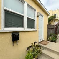 345 Rose Avenue, Los Angeles, CA, 90291