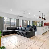 4 Cruiser Cl, Springfield Lakes, QLD, 4300