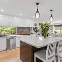 2 The Glen, Carrum Downs, VIC, 3201