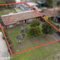 10 Fraser Drive, Greenmount, WA, 6056