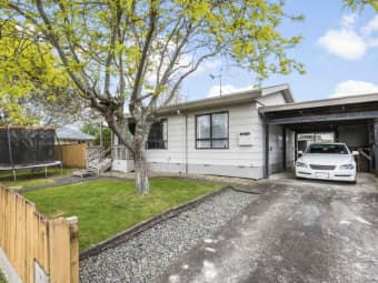 24A Lloyd Drive