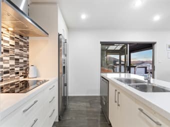 30 Outlook Terrace, Silverdale, Auckland