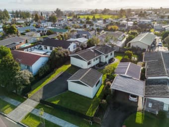 38 Garland Dr, Saint Andrews, Waikato