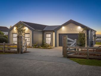 9 Johnson Place, Stillwater, Auckland