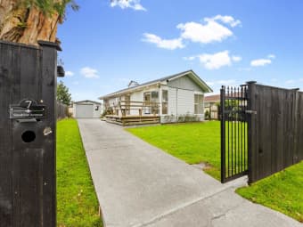 7 Sandrine Avenue, Clover Park, Auckland