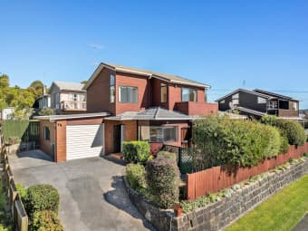 64 Potter Avenue, Northcote, Auckland