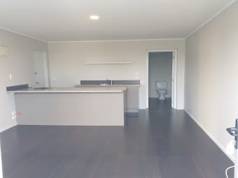 8/9 Springs Road, Parakai, Auckland