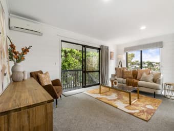 2/21 Tahu Cres, Sunnynook, Auckland