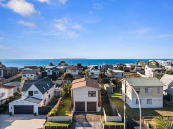 1283 Papamoa Beach Road, Papamoa Beach, Bay of Plenty