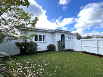 101 Lancaster Road, Beach Haven, Auckland