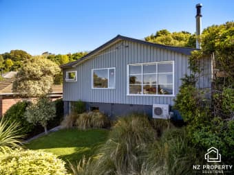 24 Seaview Terrace, Kew, Otago