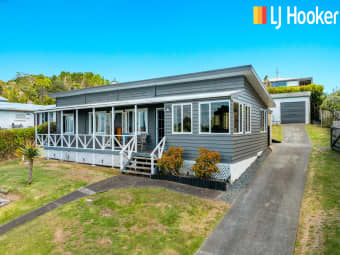 16 Sea View Road, Leigh, Auckland