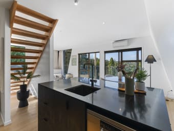 42C Island Bay Road, Beach Haven, Auckland