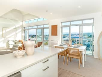 403/4 Reads Quay, Gisborne