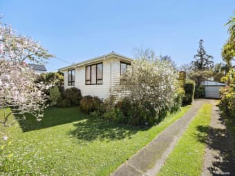 16 Enderby Drive, Te Atatu Peninsula, Auckland