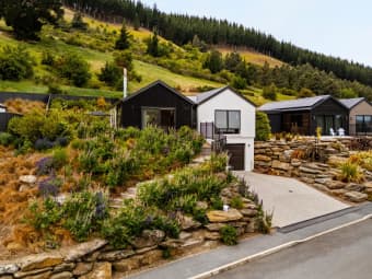 28 Naylor St, Clyde, Otago