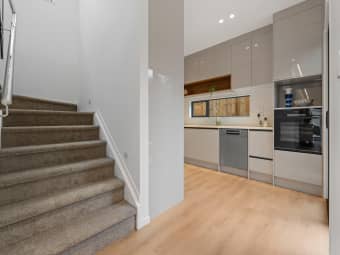 31a Rutherford Terrace, Meadowbank, Auckland
