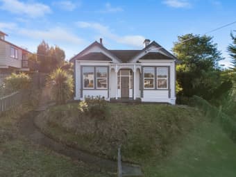 39 Argyle Street, Mornington, Otago