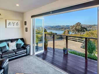 92 Mana View Road, Paremata, Wellington