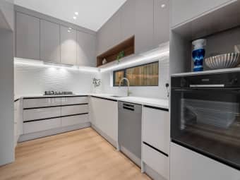 31a Rutherford Terrace, Meadowbank, Auckland