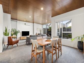 1/3 Severn Street, Island Bay, Wellington