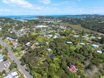 14 Sea View Road, Ostend, Auckland