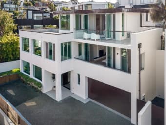 22B Beach Road, Castor Bay, Auckland