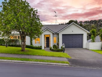 2 Widdison Place, Albany, Auckland