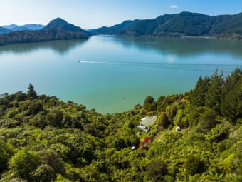 1 Black Point Whatanihi, Whatanihi, Marlborough
