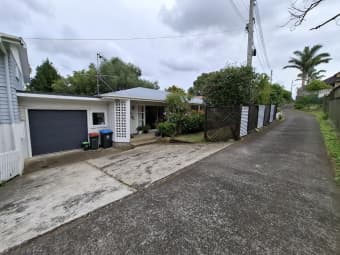 32A Hayr Road, Three Kings, Auckland