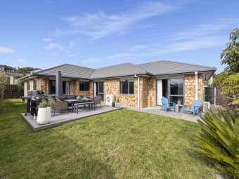 44 Falcon Dr, Welcome Bay, Bay of Plenty