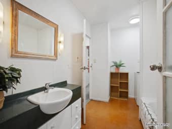 21 Howard Road, Northcote, Auckland