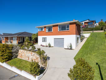 46 Sutcliffe Street, Saint Clair, Otago